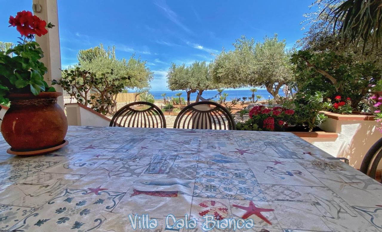 Villa Cala Bianca Castellammare del Golfo Bagian luar foto