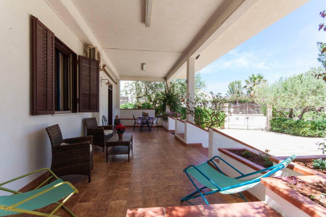 Villa Cala Bianca Castellammare del Golfo Bagian luar foto